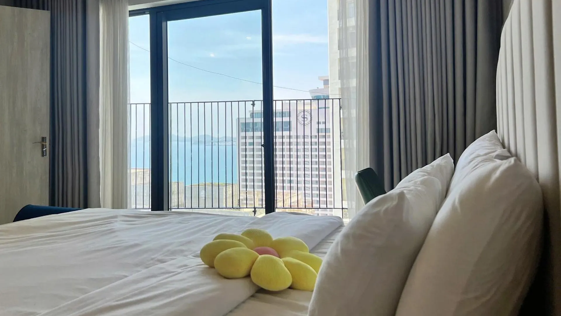 Two Connecting Studios With Ocean View At Center Nha Trang