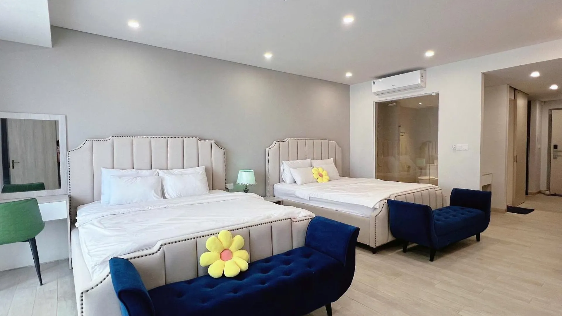 Two Connecting Studios With Ocean View At Center Nha Trang 0*,